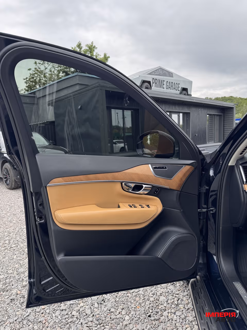Volvo XC90 - фото 27