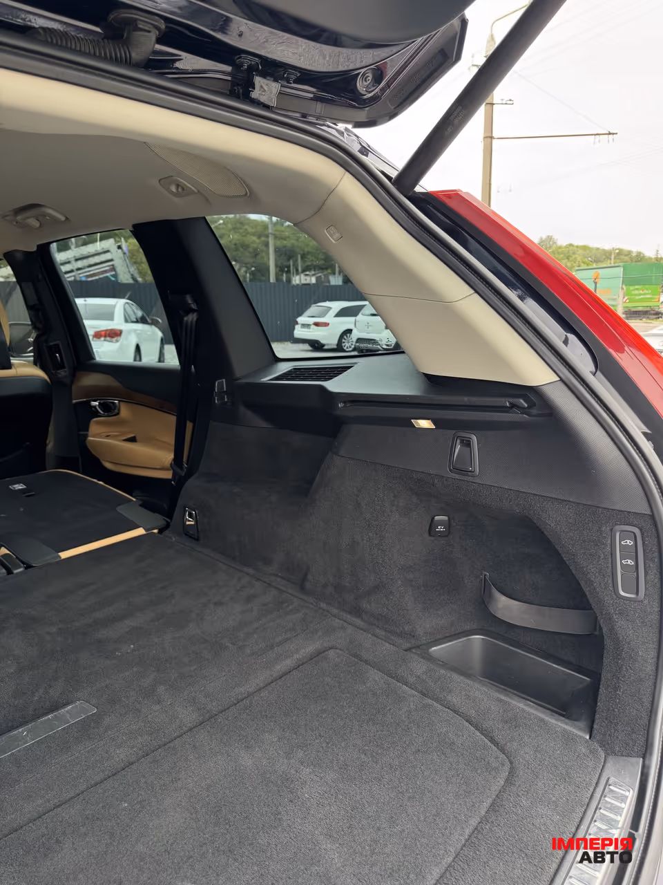 Volvo XC90 - фото 15