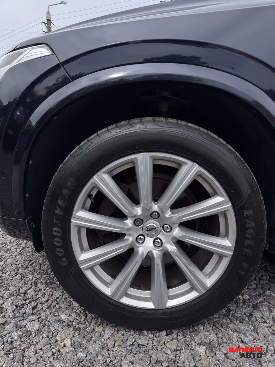 Volvo XC90 - фото 9