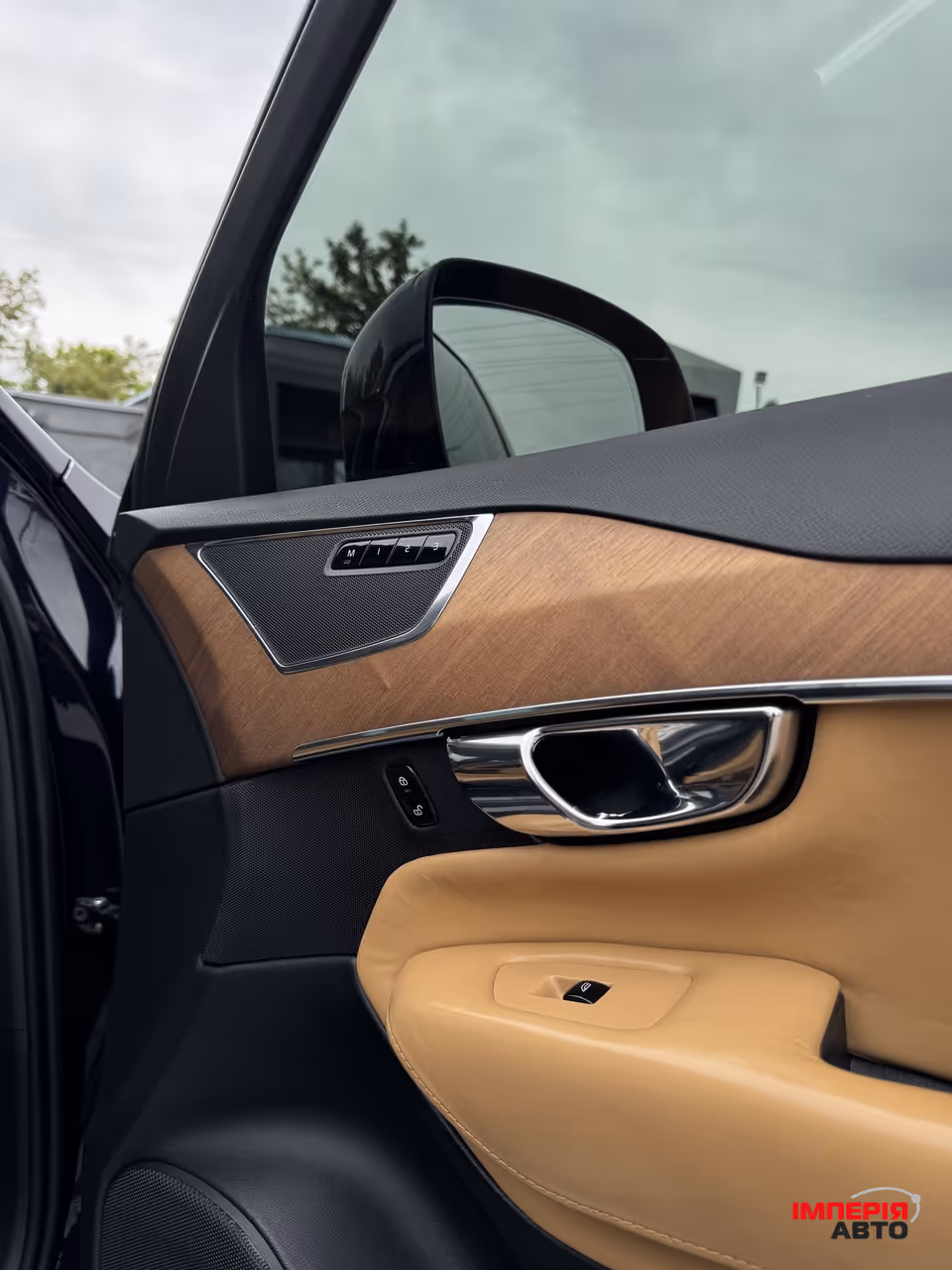 Volvo XC90 - фото 45