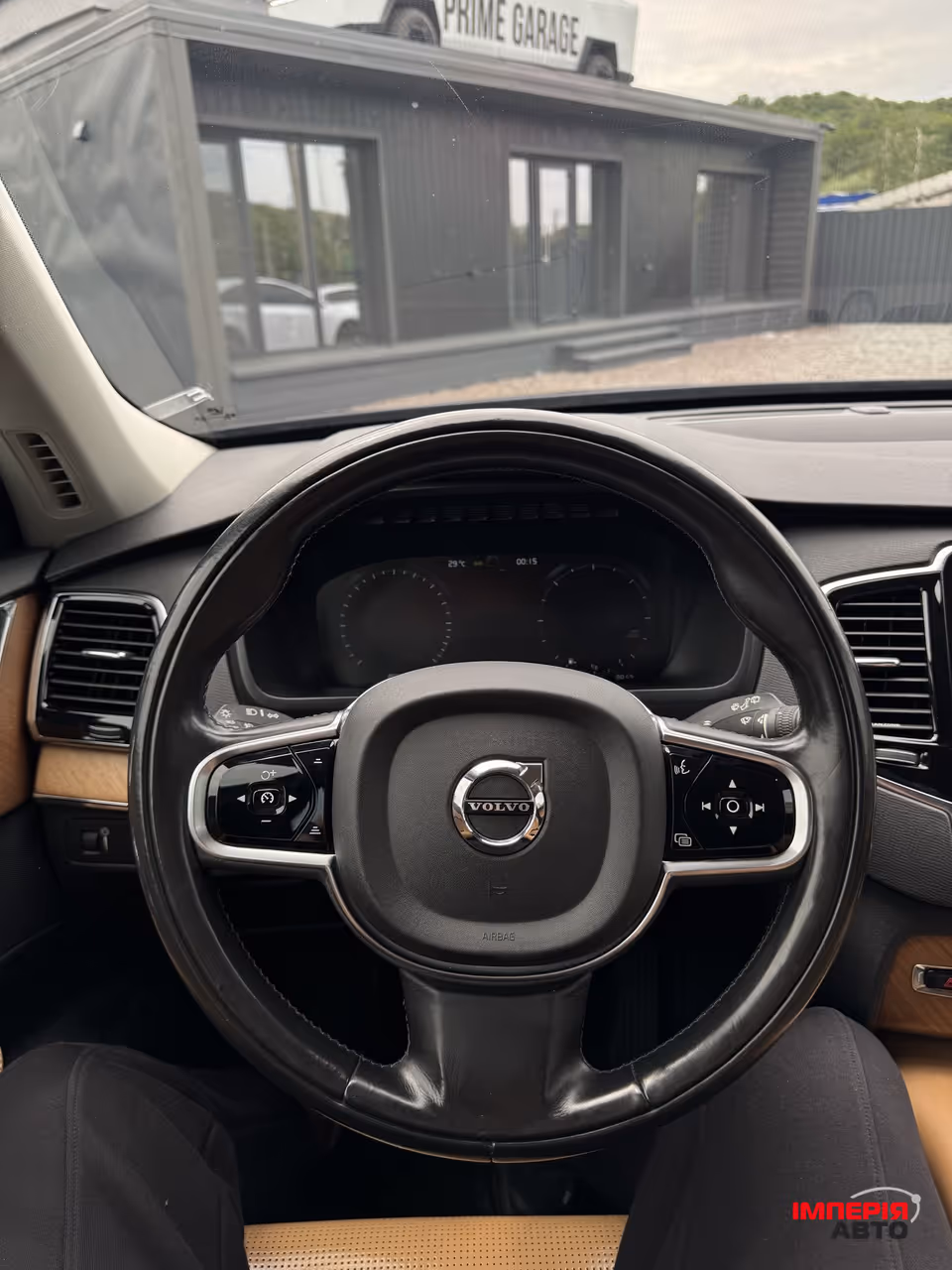 Volvo XC90 - фото 31