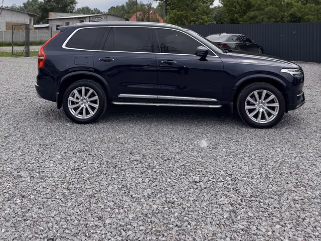 Volvo XC90 - фото 5