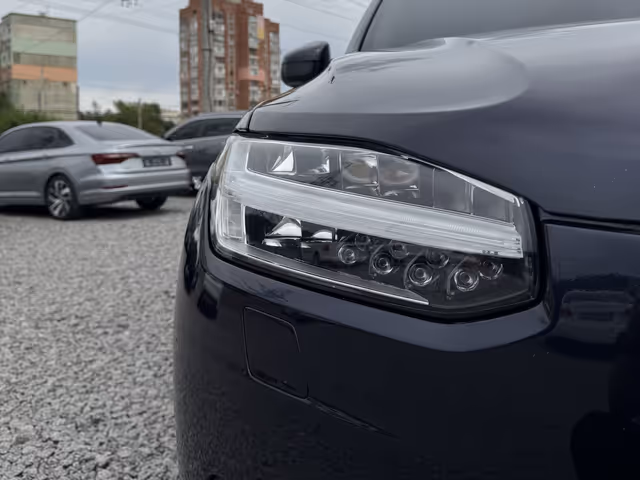 Volvo XC90 - фото 2