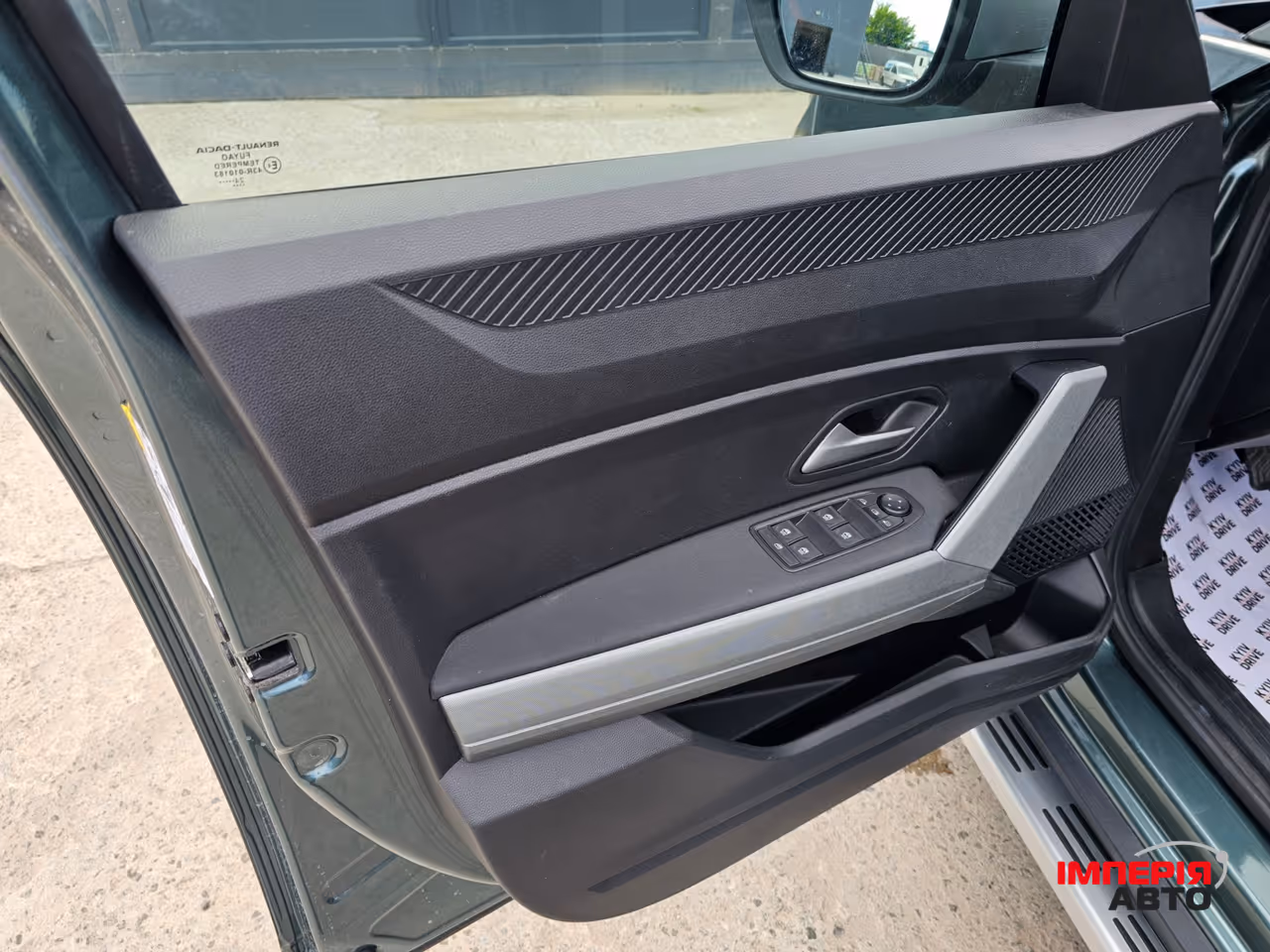 Renault Duster - фото 11