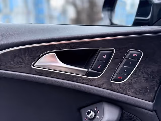 Audi A6 - фото 5