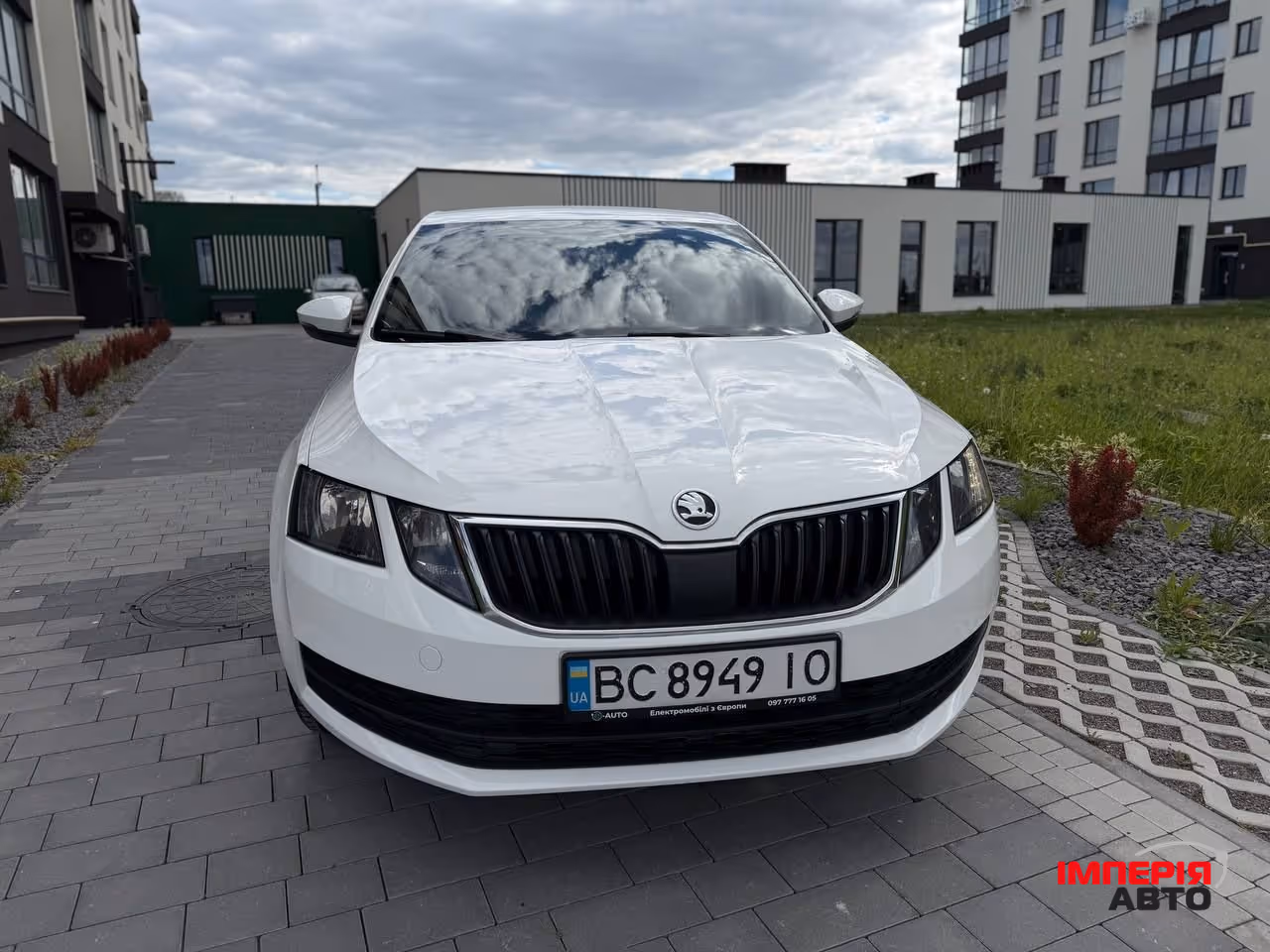 Skoda Octavia - фото 3