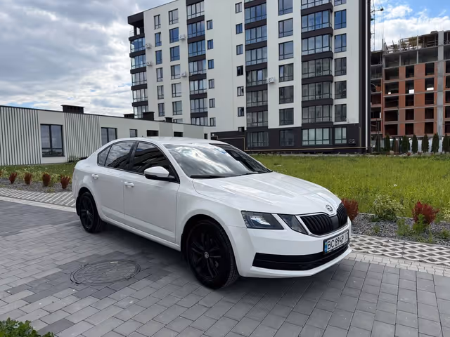 Skoda Octavia - фото 4