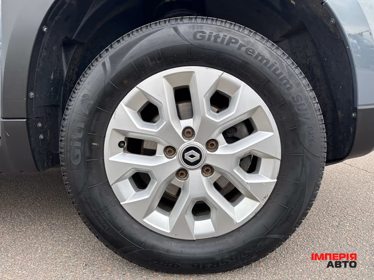 Renault Duster - фото 10