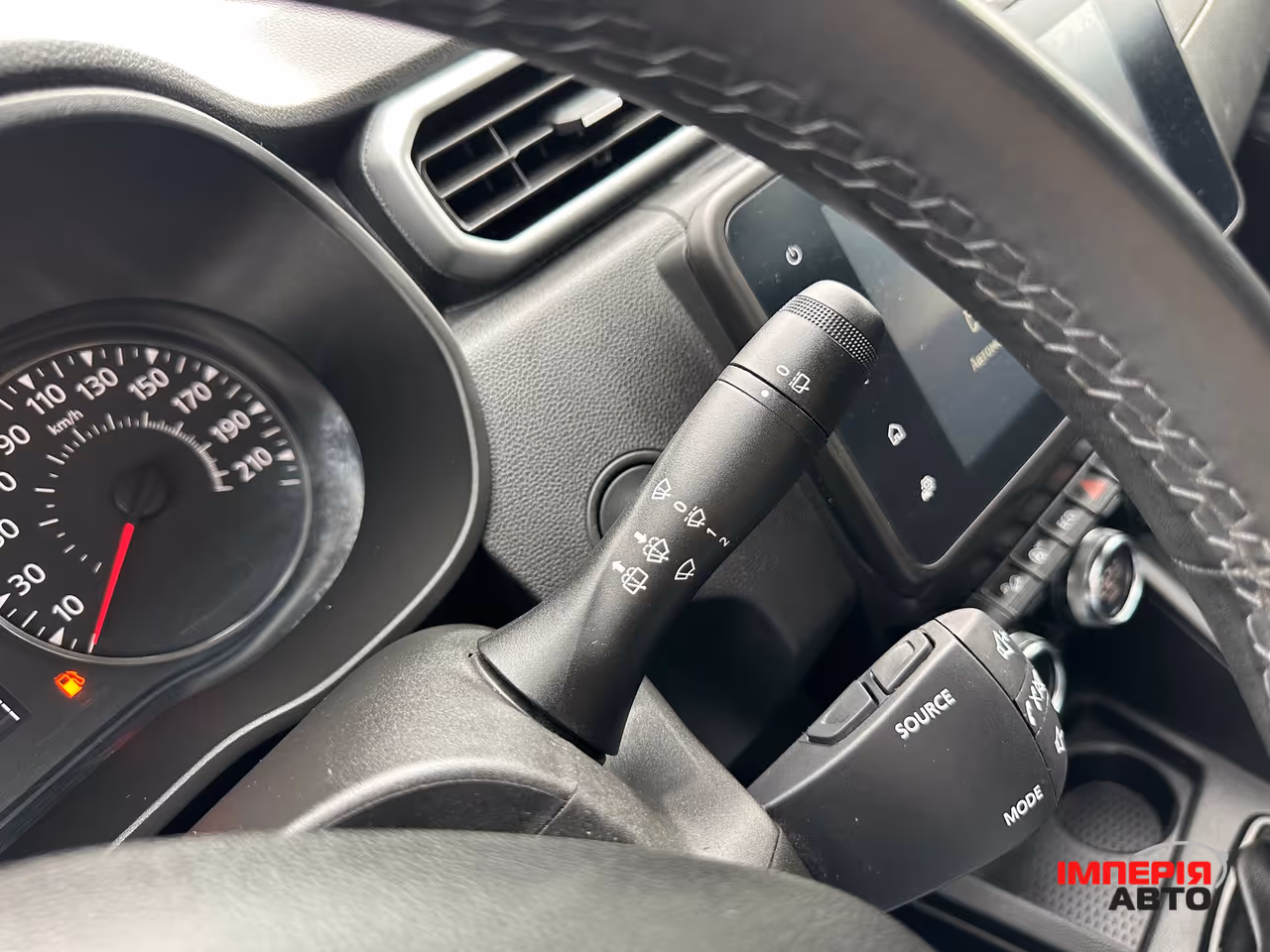 Renault Duster - фото 16