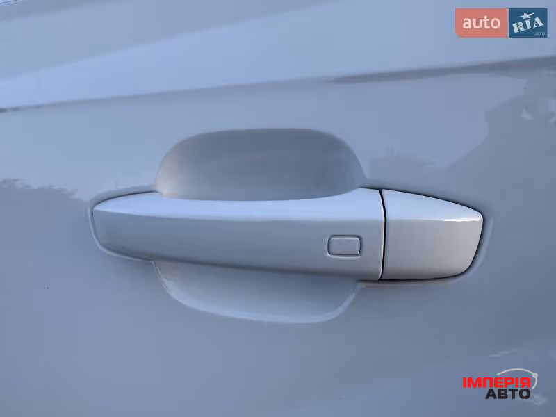 Audi Q7 - фото 6