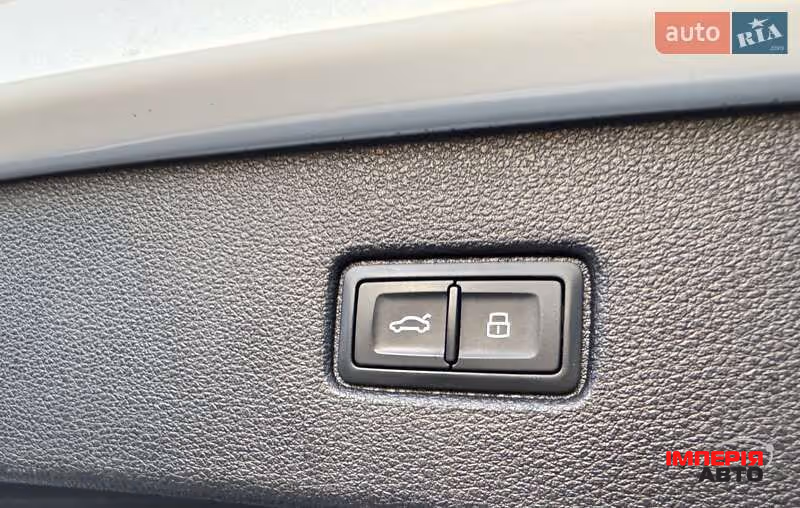 Audi Q7 - фото 20