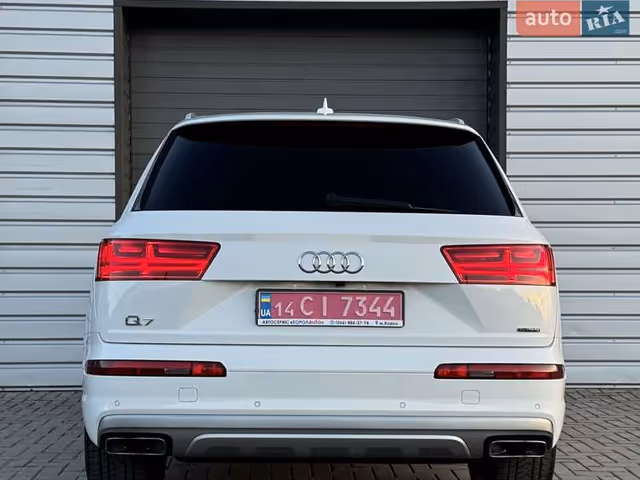 Audi Q7 - фото 3