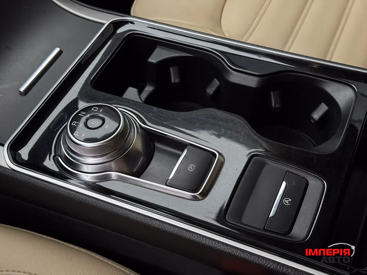 Ford Edge - фото 45