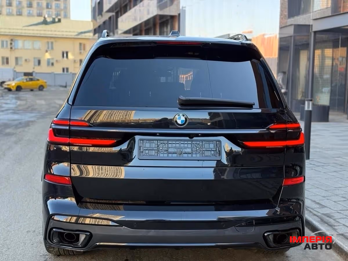 BMW X7 - фото 6
