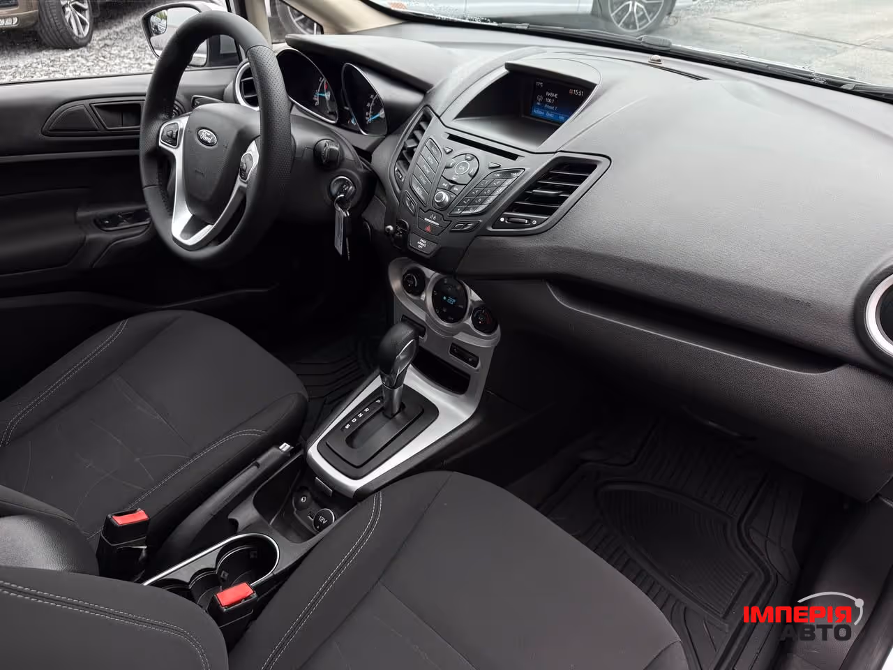 Ford Fiesta - фото 36