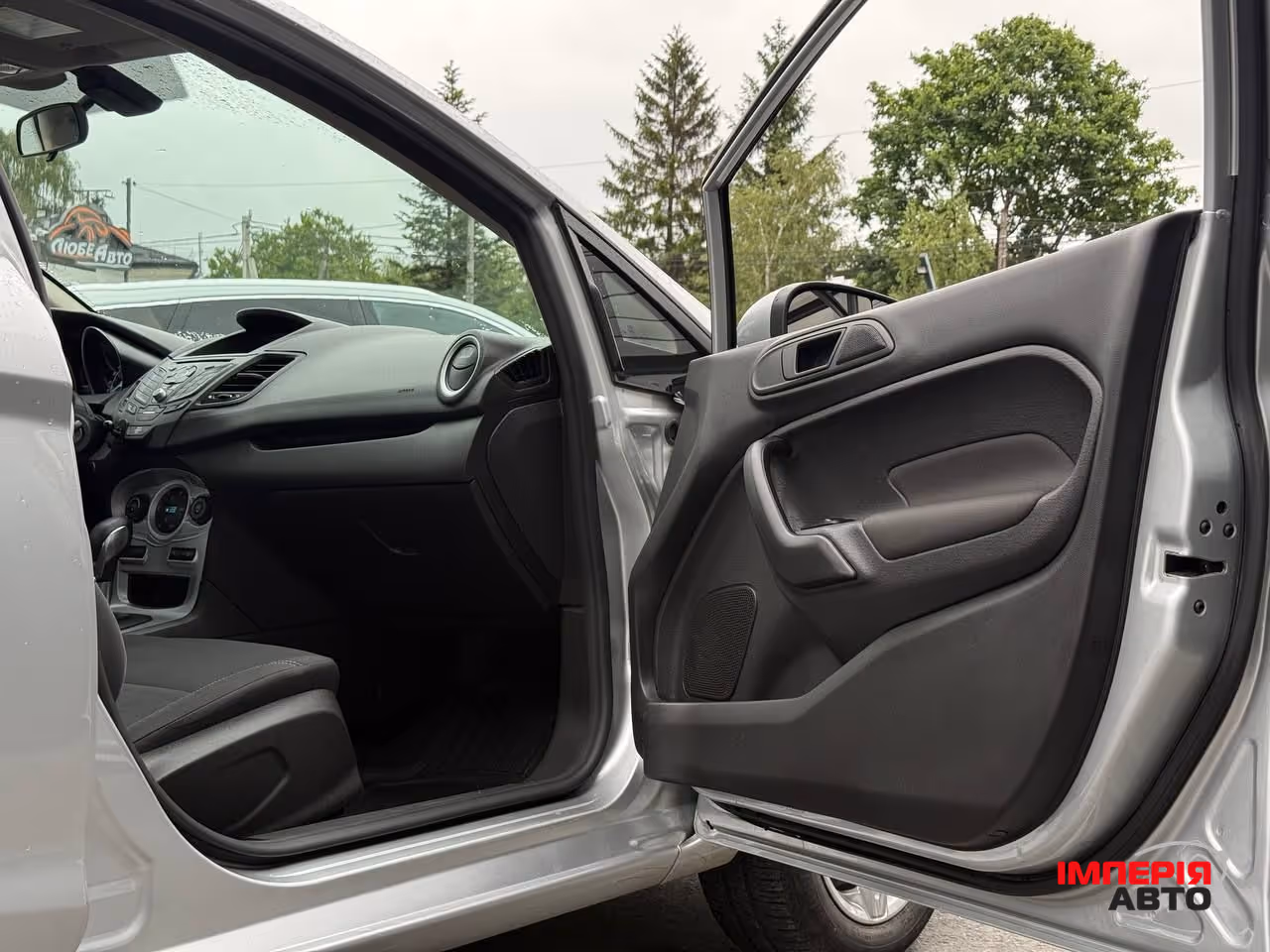 Ford Fiesta - фото 34