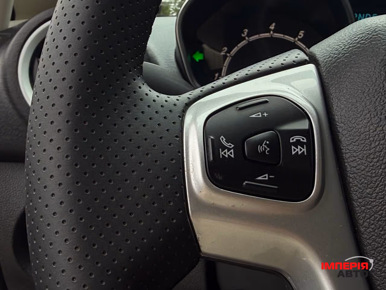 Ford Fiesta - фото 20