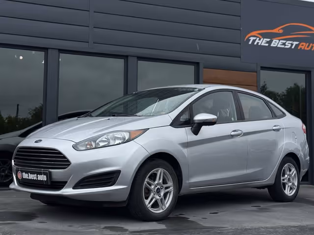 Ford Fiesta - фото 1