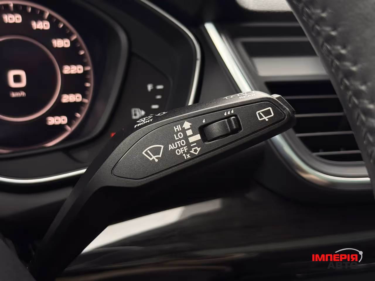 Audi Q5 - фото 29