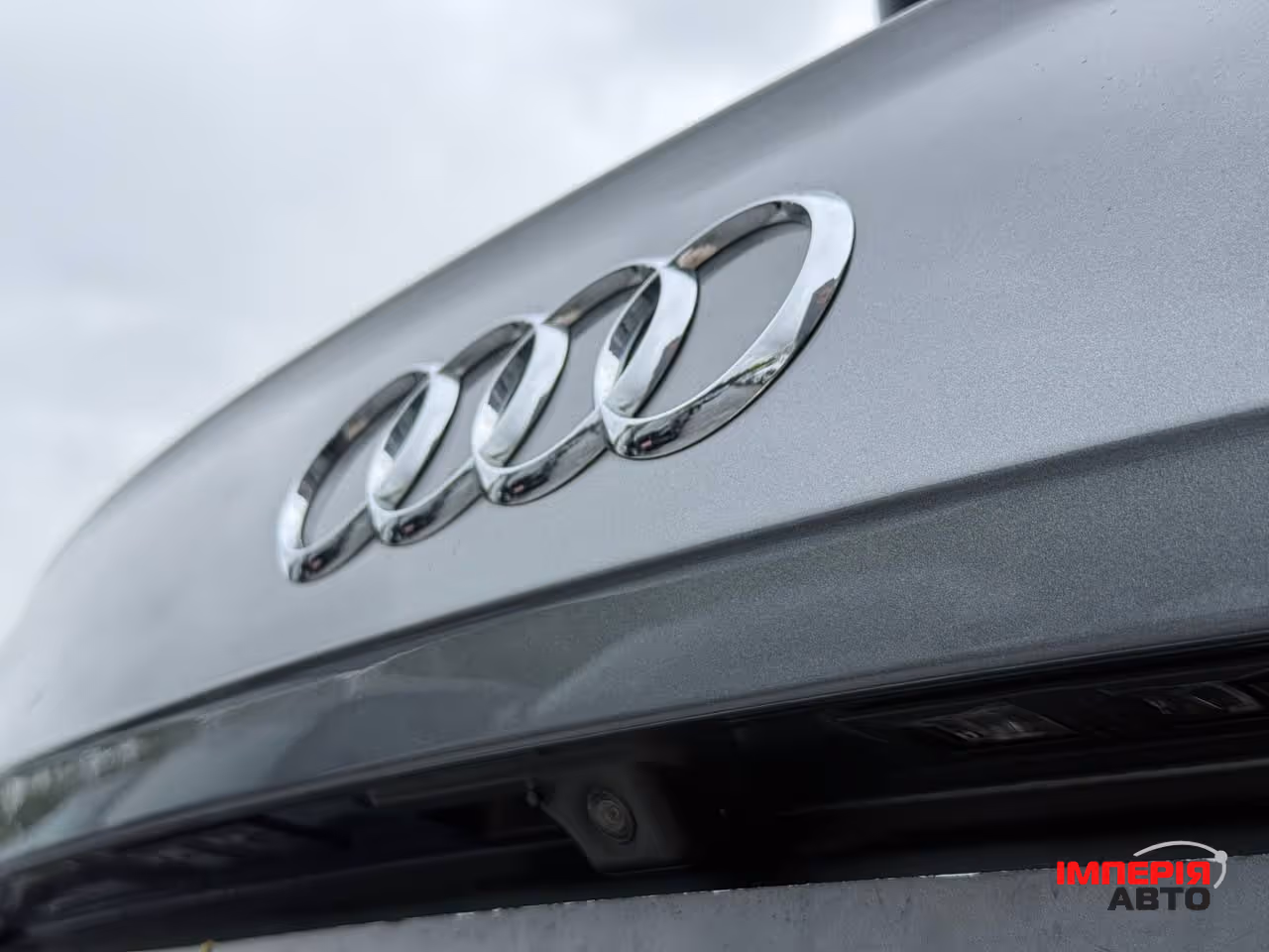 Audi Q5 - фото 11