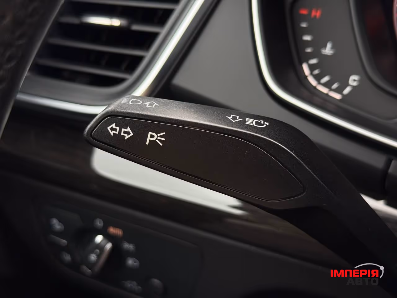 Audi Q5 - фото 30