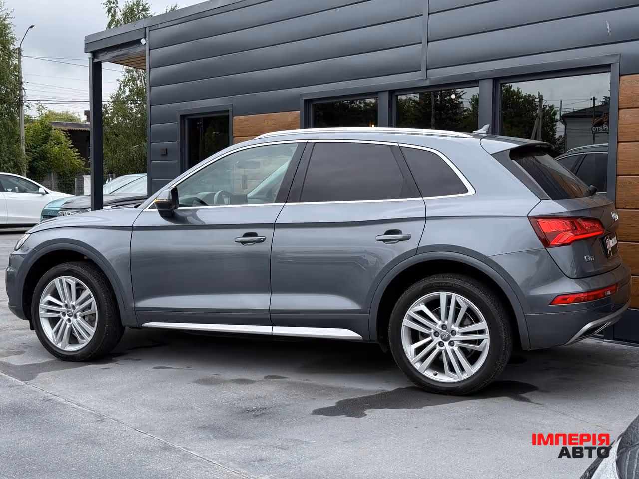 Audi Q5 - фото 4