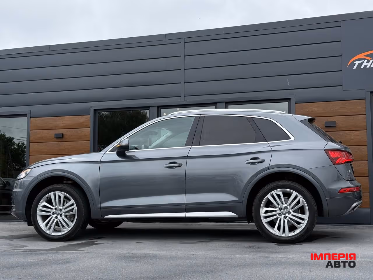 Audi Q5 - фото 6