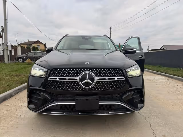 Mercedes-Benz GLC - фото 1