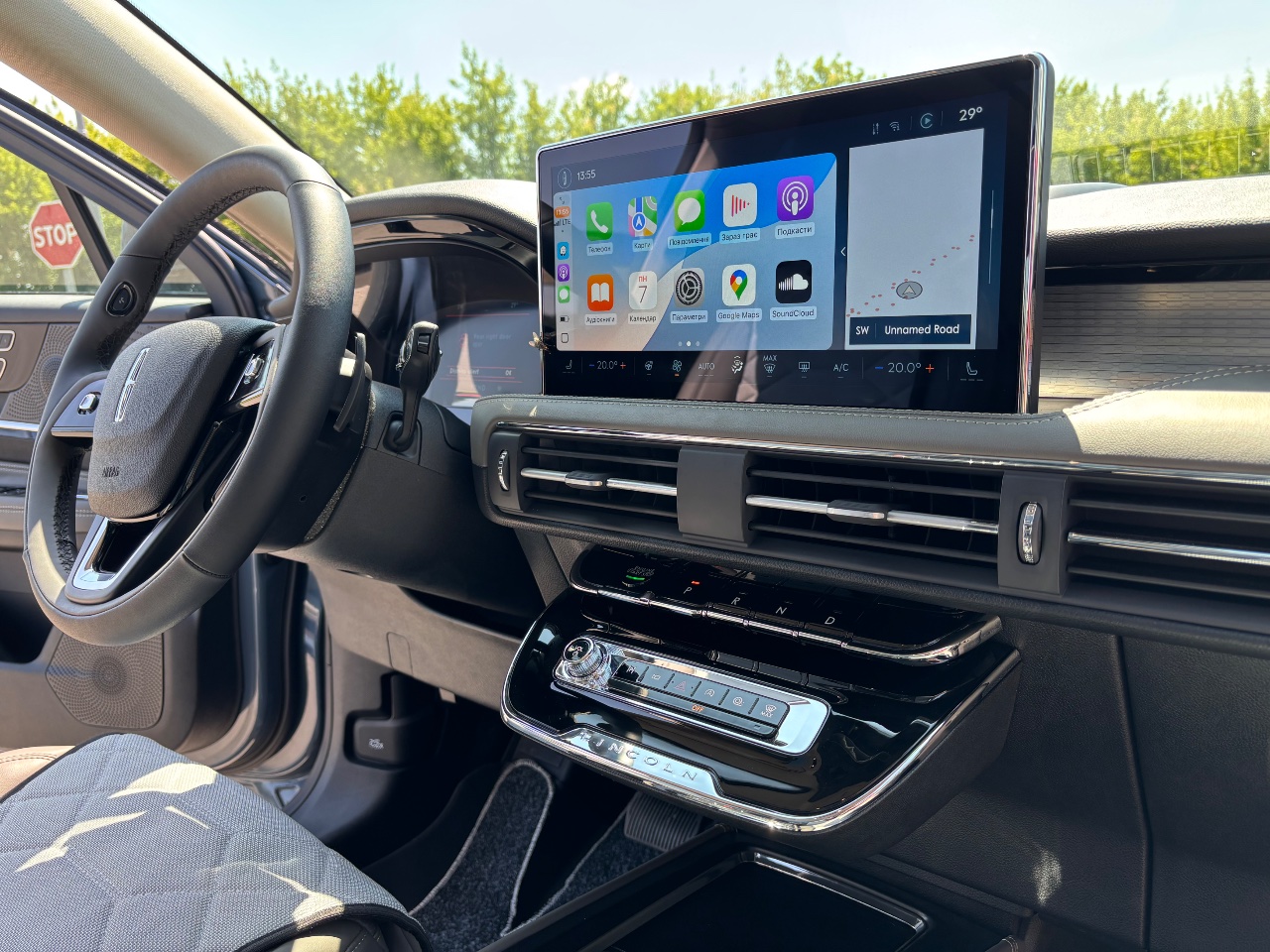 Lincoln Corsair - фото 20