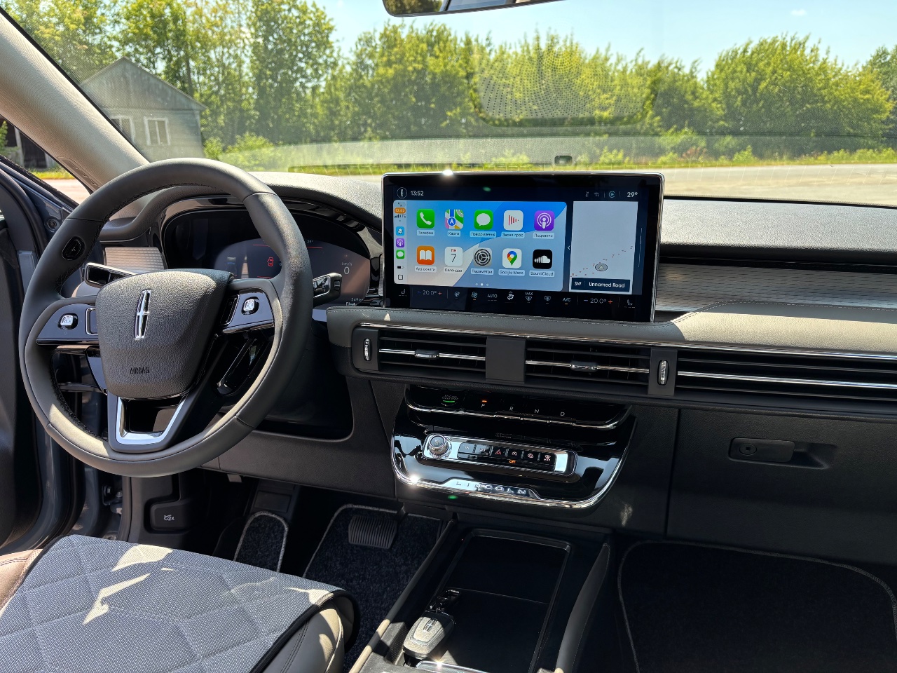 Lincoln Corsair - фото 19