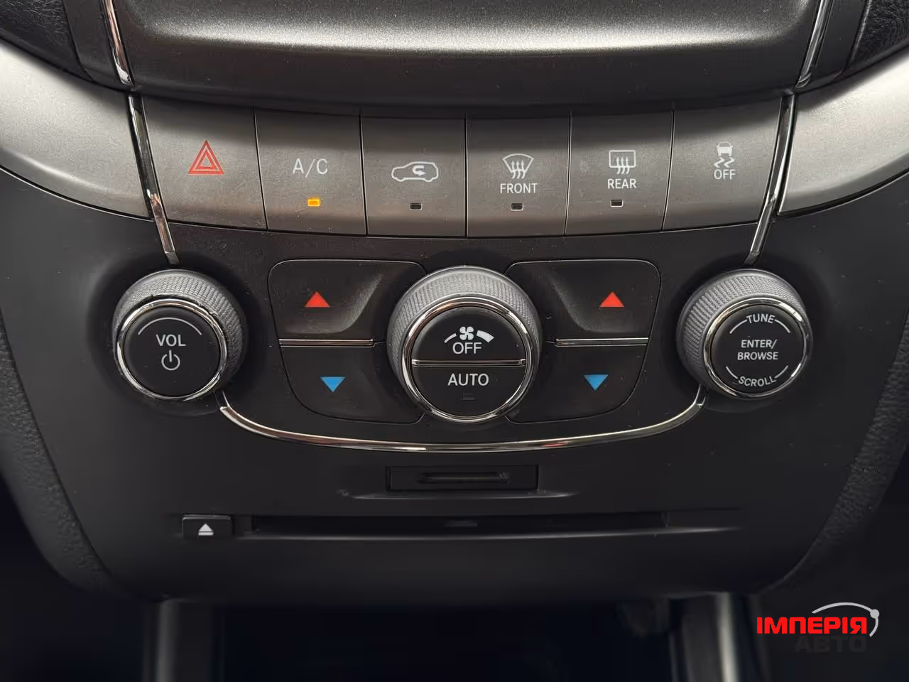 Dodge Journey - фото 42