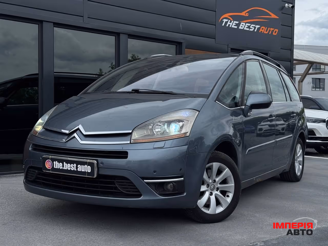 Citroen C4 Picasso - фото 1