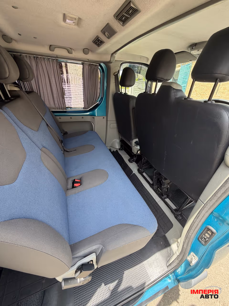 Renault Trafic - фото 17