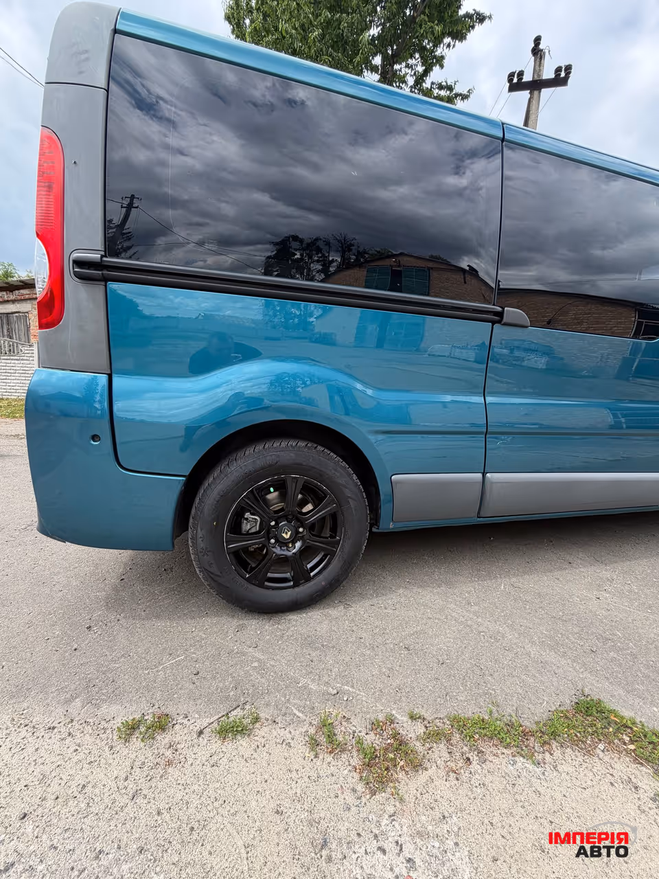 Renault Trafic - фото 12