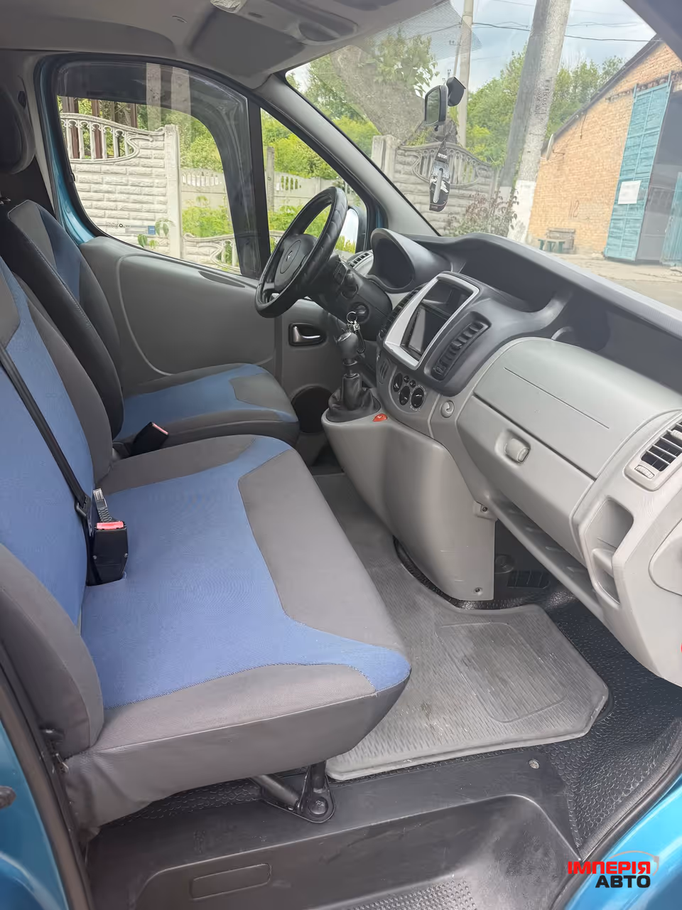 Renault Trafic - фото 14