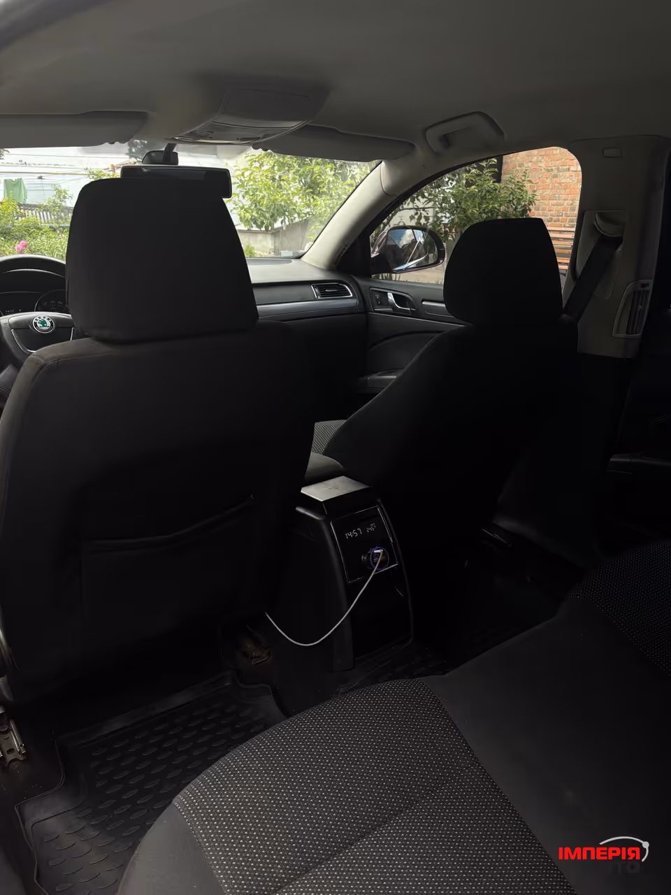 Skoda Superb - фото 8