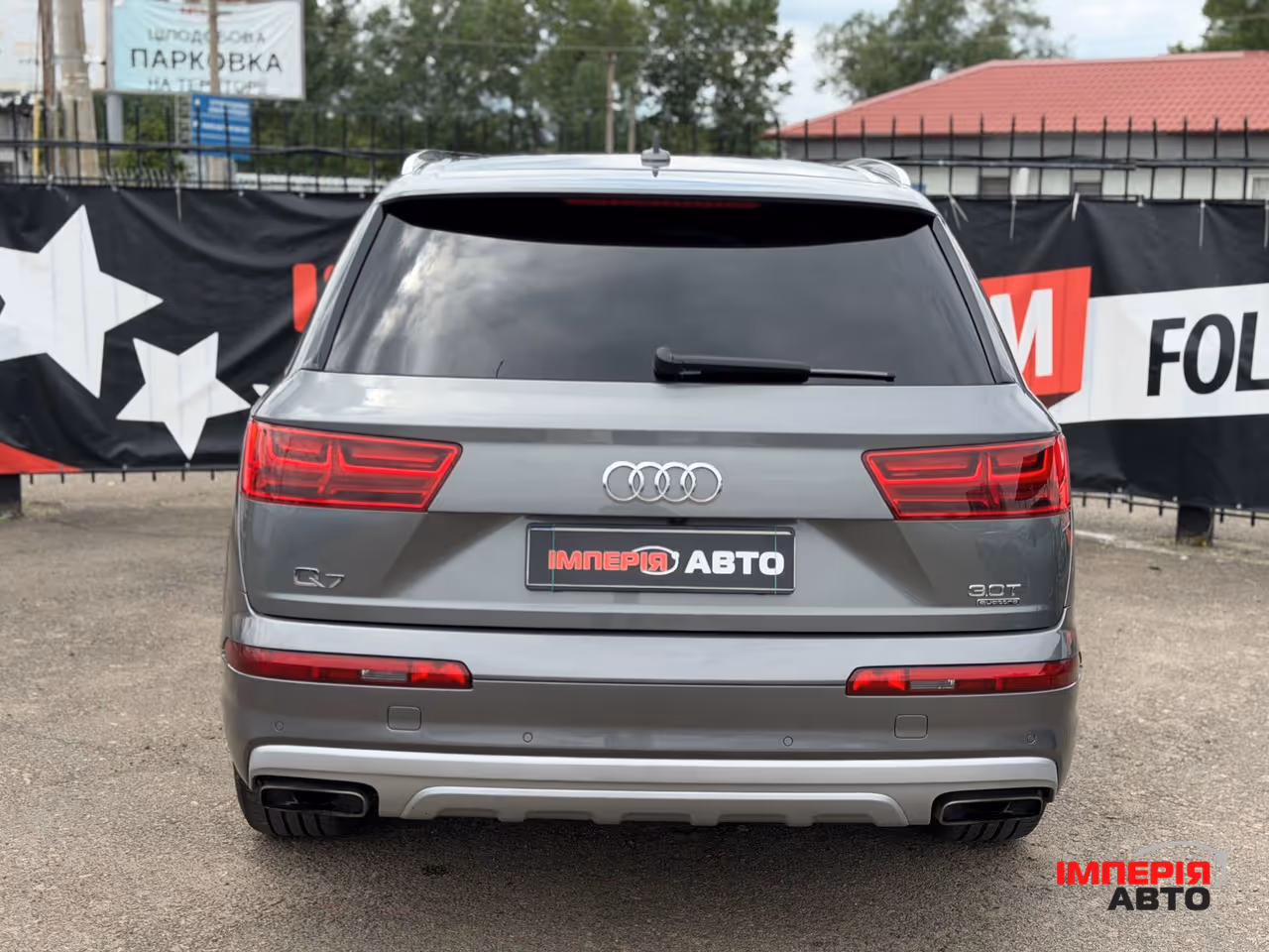 Audi Q7 - фото 9