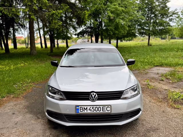 Volkswagen Jetta - фото 2