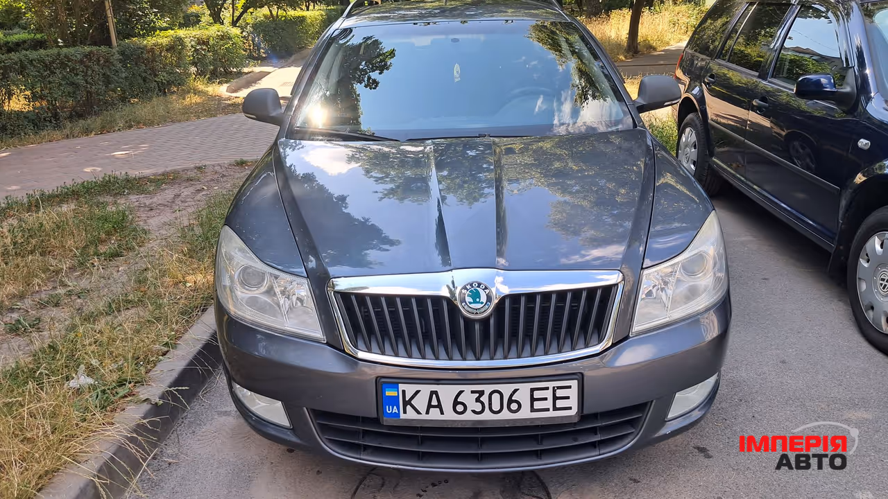 Skoda Octavia - фото 3