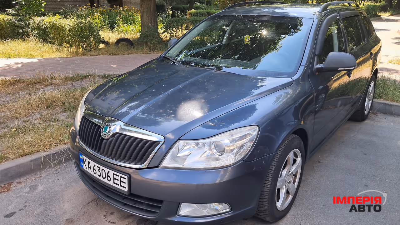 Skoda Octavia - фото 1
