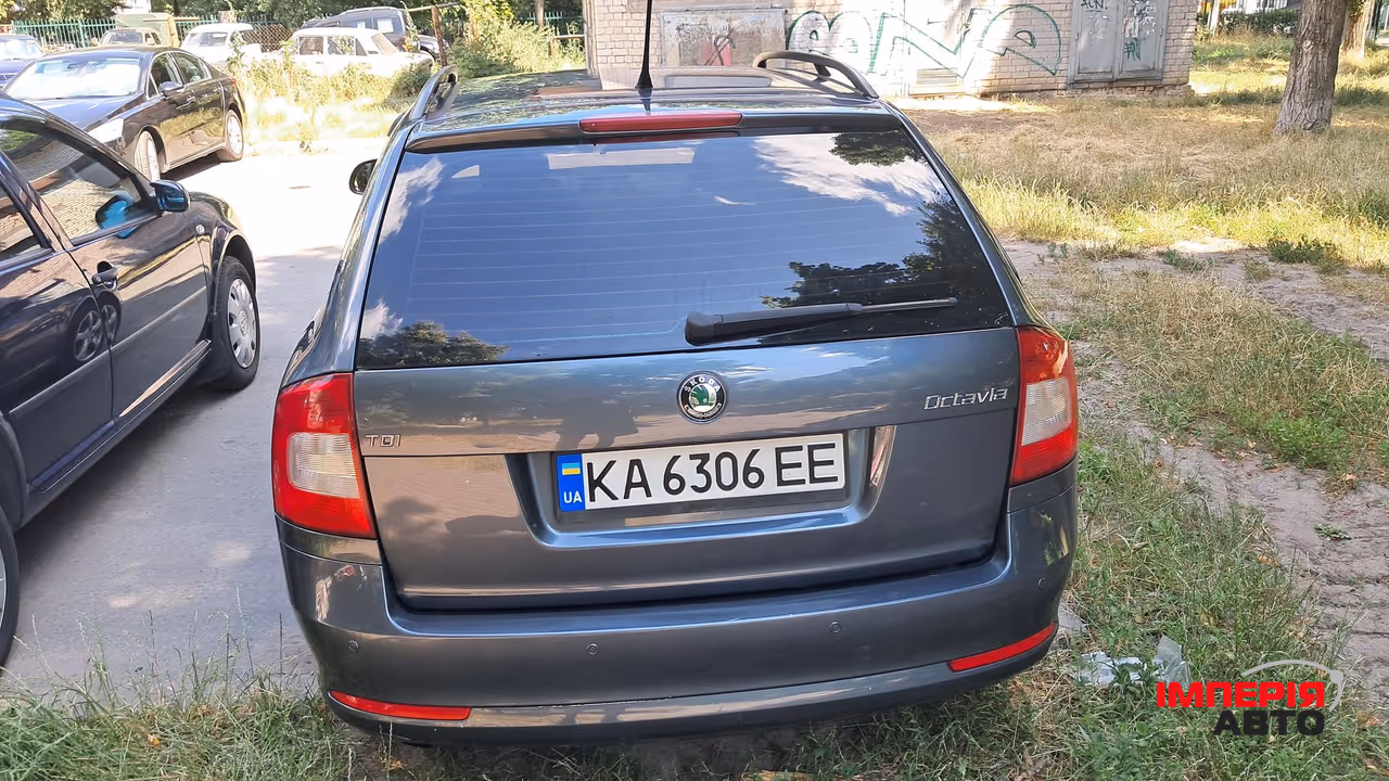 Skoda Octavia - фото 4
