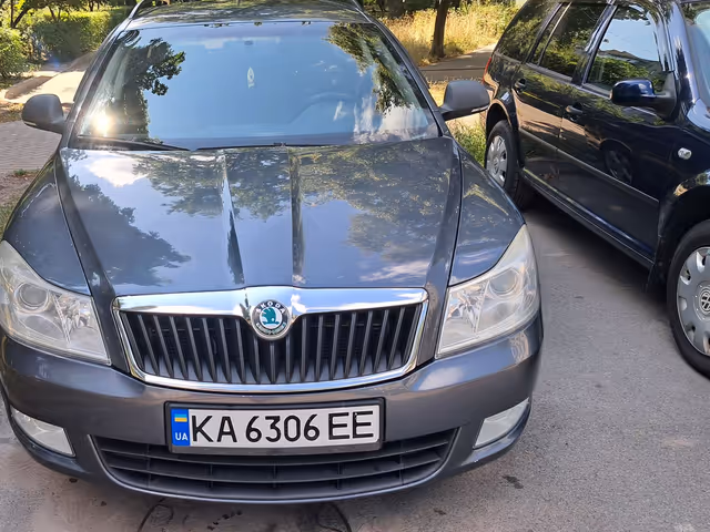 Skoda Octavia - фото 3