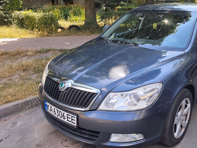Skoda Octavia - фото 1