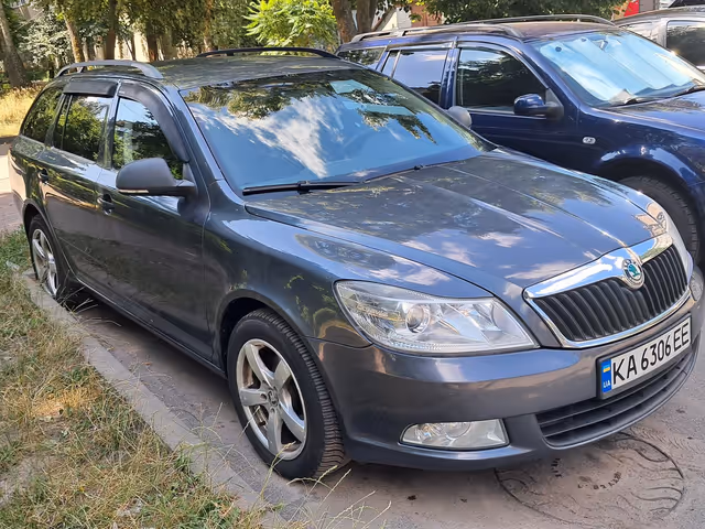 Skoda Octavia - фото 5