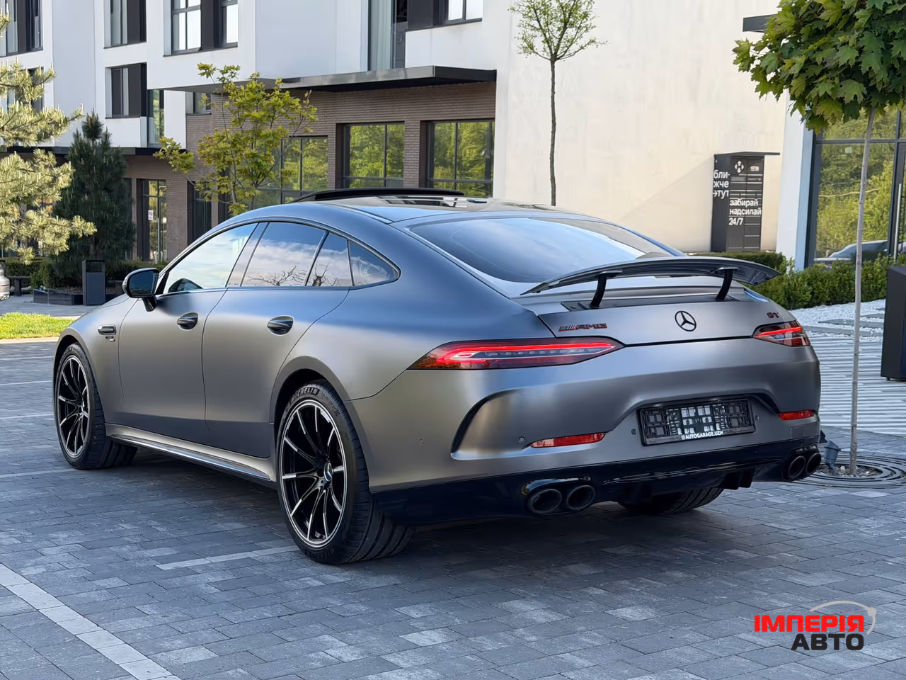 Mercedes-Benz AMG GT - фото 10