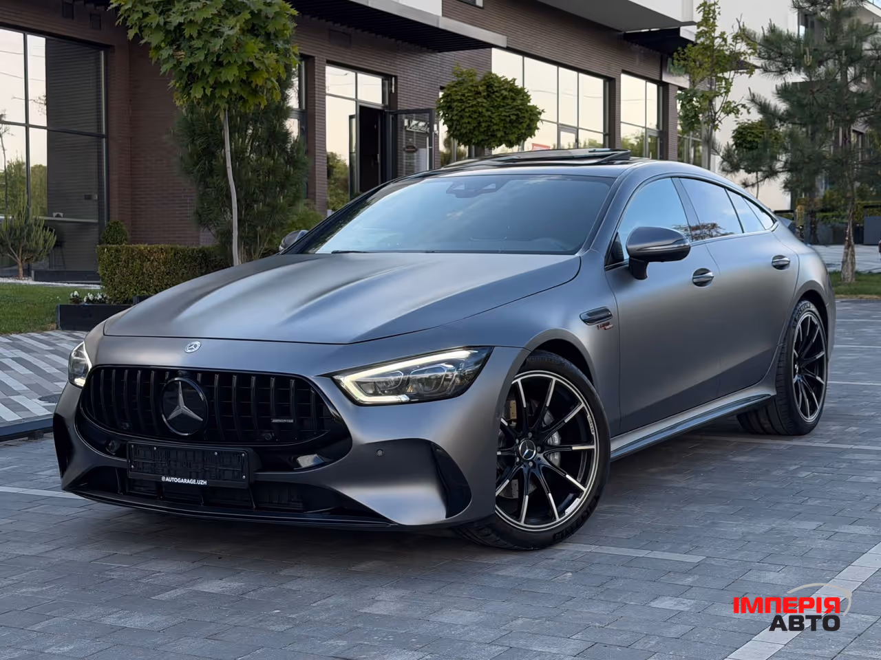 Mercedes-Benz AMG GT - фото 2