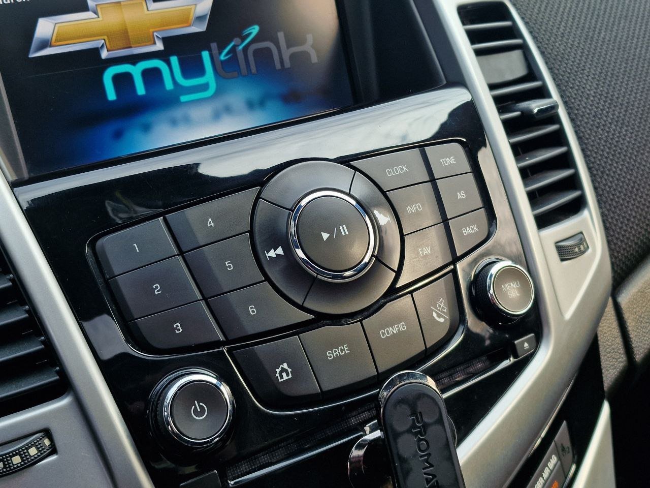 Chevrolet Cruze - фото 8