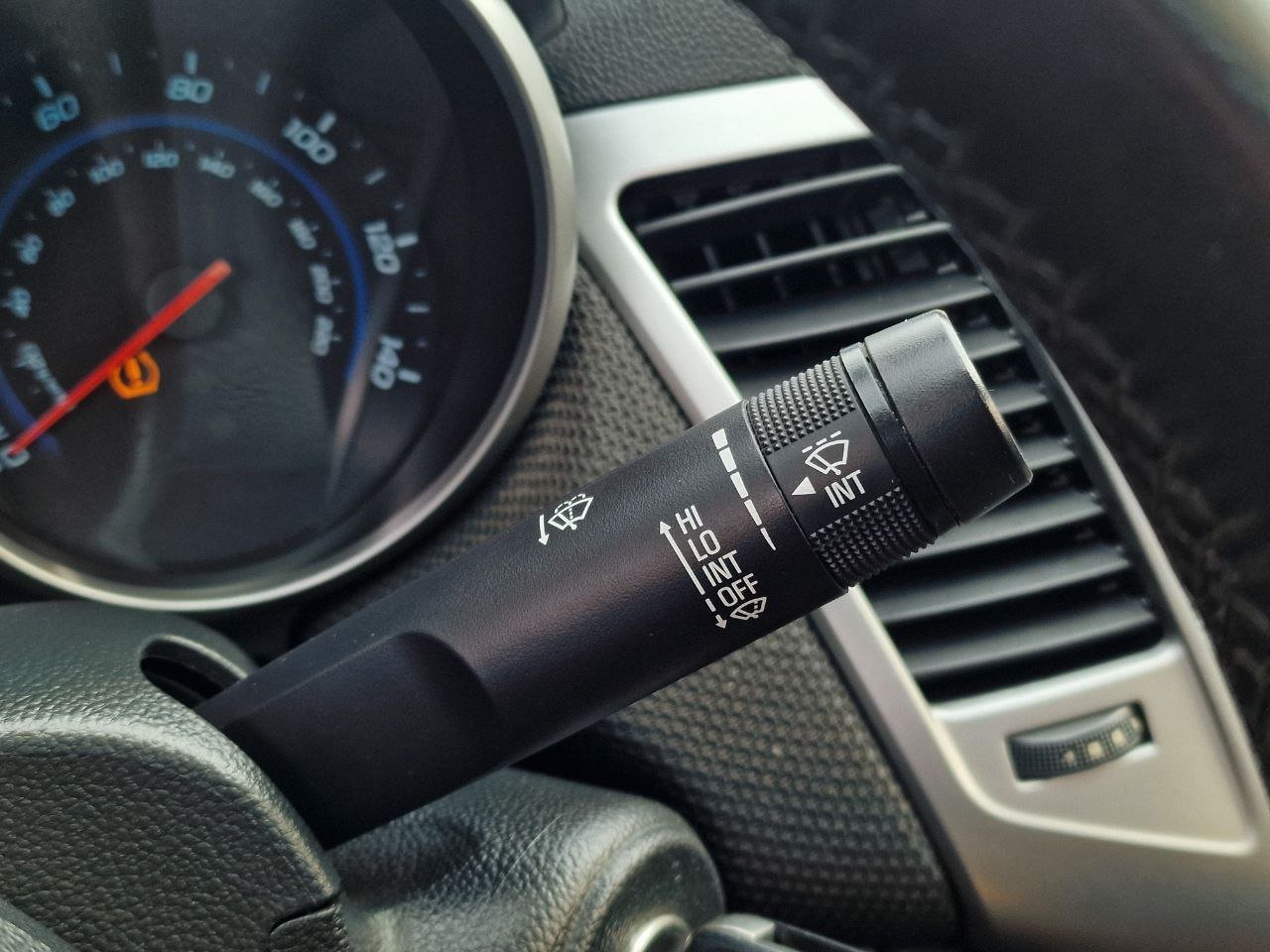 Chevrolet Cruze - фото 13