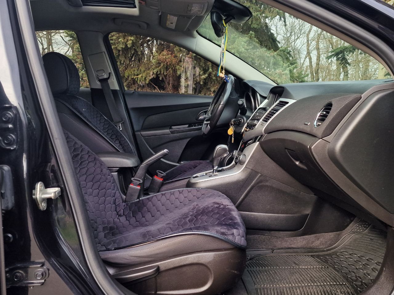 Chevrolet Cruze - фото 16