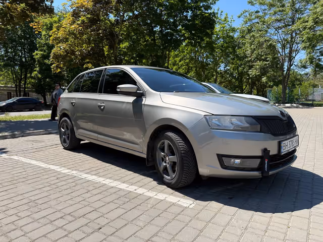 Skoda Rapid - фото 2